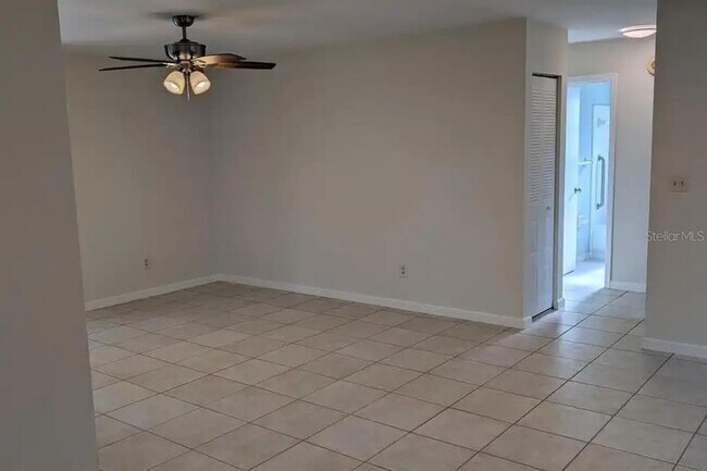 Foto del edificio - 6033 NW 33 St