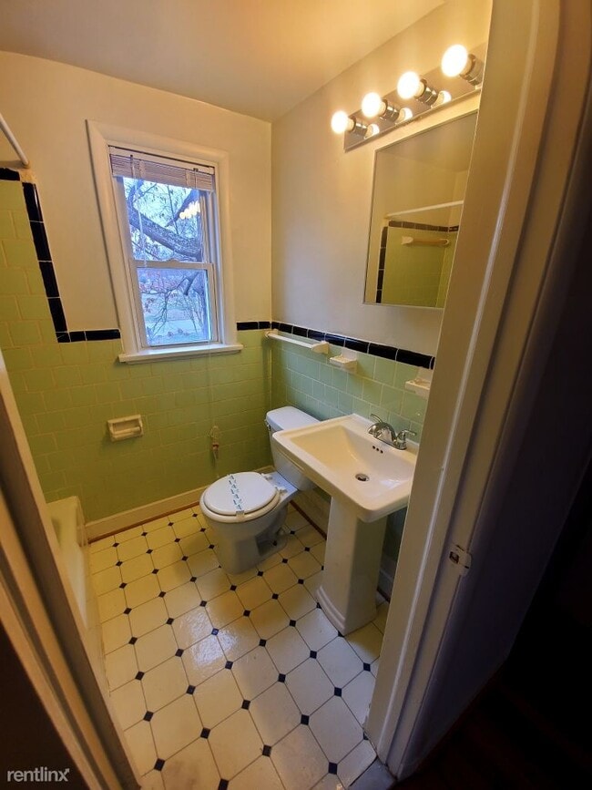 Foto del edificio - 2 br, 1 bath  - 5403 Remuda Dr
