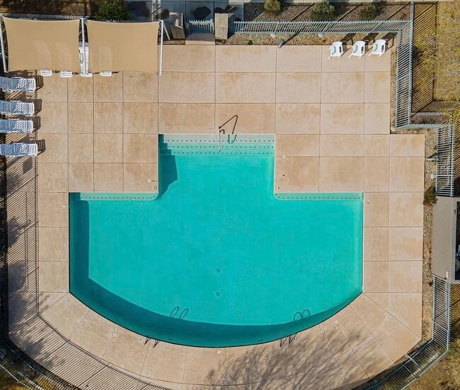 Building Photo - 356 N 169th Ave