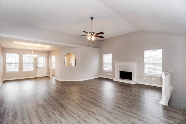 Foto del edificio - 2913 Crest Ridge Ct SW