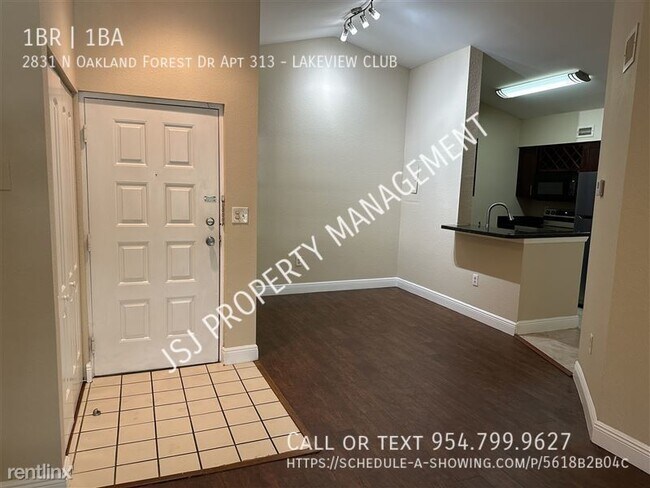 Foto del edificio - Lakeview Club 2831 313 (2831 N Oakland For...