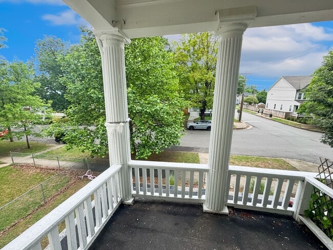 Photo - 3425 Carolina Ave Apartment