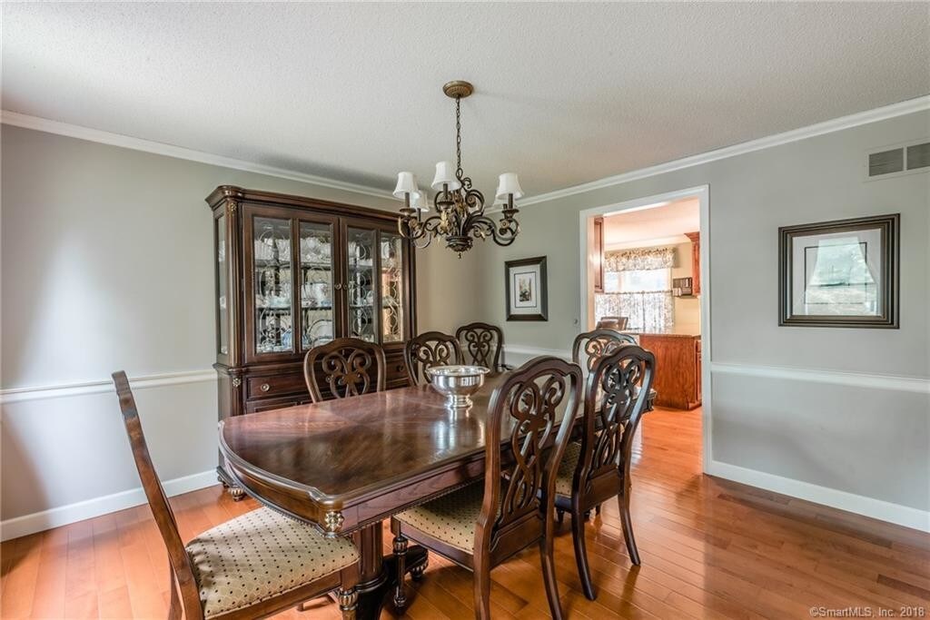 Primary Photo - 168 Carriage Dr