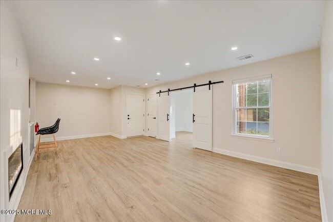Building Photo - 152 Frontier Way