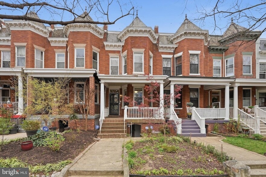 Photo - 56 Adams Street NW Unit