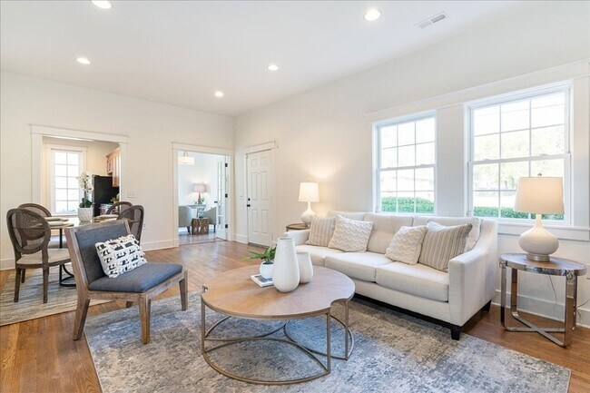 Foto del edificio - 1411 10th Ave N