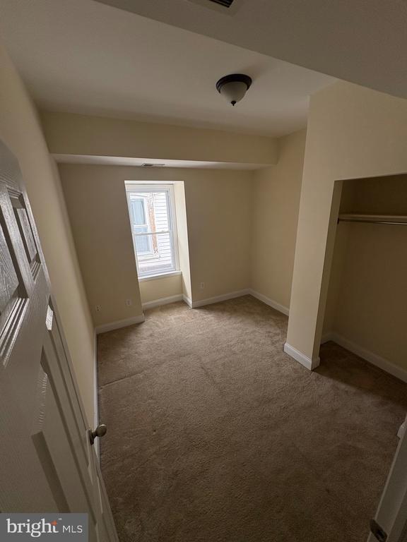 Foto del edificio - 413 N Preston St