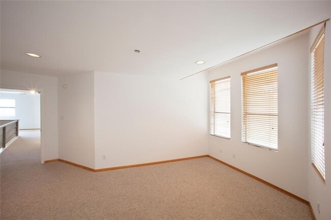Building Photo - 218 Westcott St