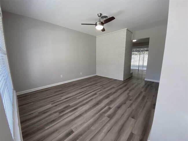 Building Photo - 510 Melrose Dr