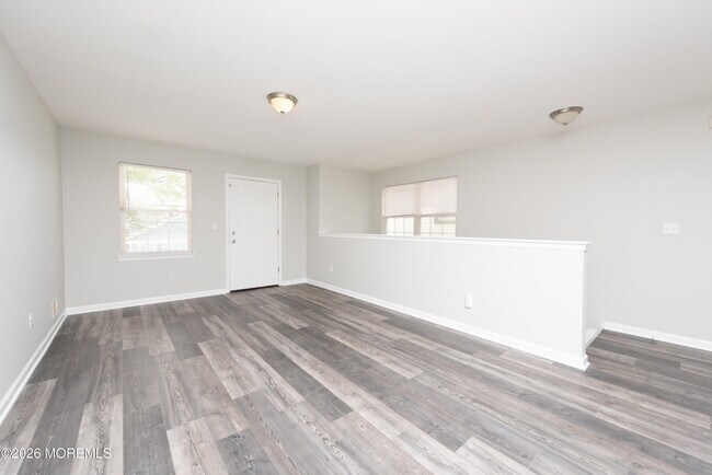 Building Photo - 41 Seabreeze Way