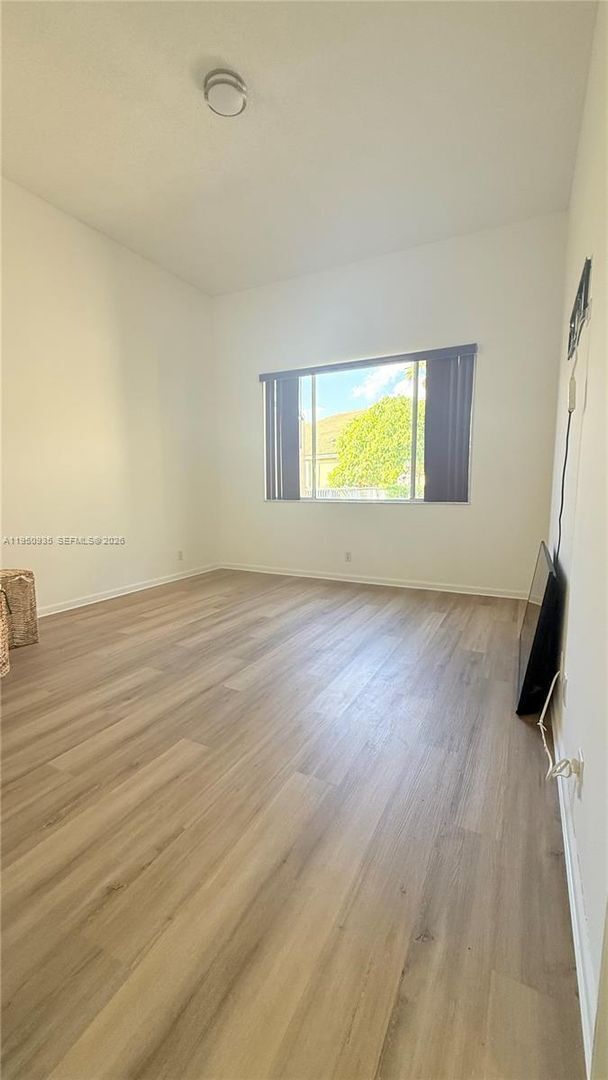 Foto del edificio - 15825 SW 11th St