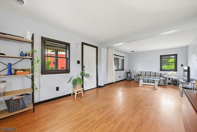 Foto del edificio - Single Family Home For Rent