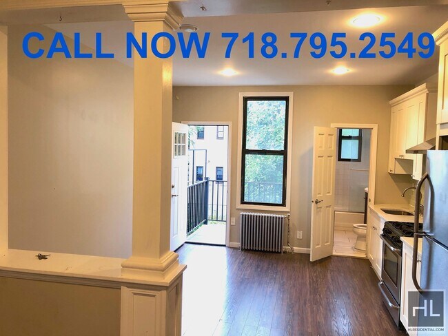 Foto del edificio - 68 AVENUE