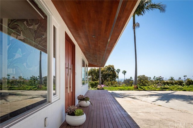 Building Photo - 342 Avenida Santa Margarita