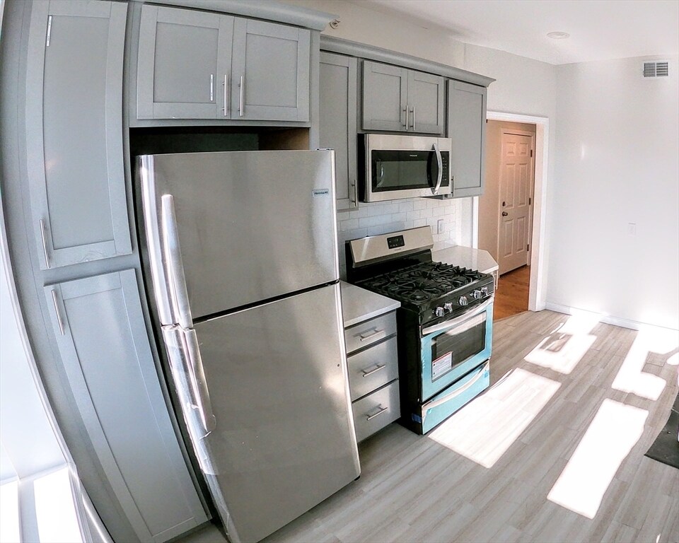 Foto principal - 608 Shawmut Ave