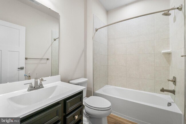 Foto del edificio - 10611 Sunridge St
