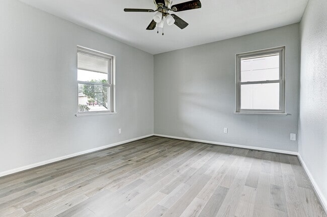 Foto del edificio - 12318 Atwell Dr