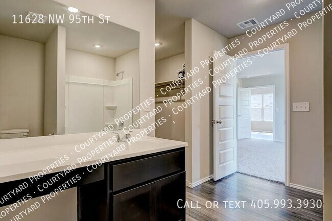 Foto del edificio - 11628 NW 95th St