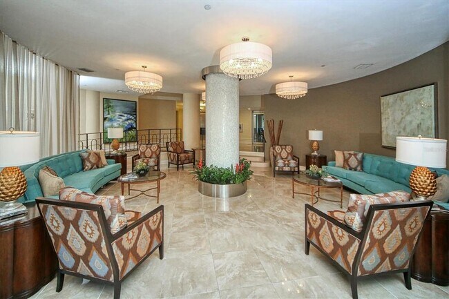 Foto del edificio - 1111 N Gulfstream Ave