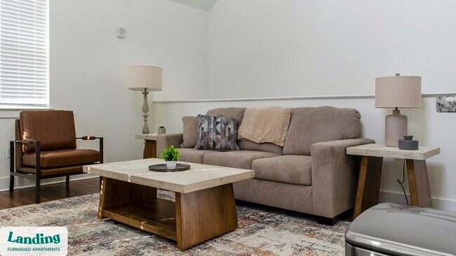 Foto del edificio - 901 Kelly Green Ln