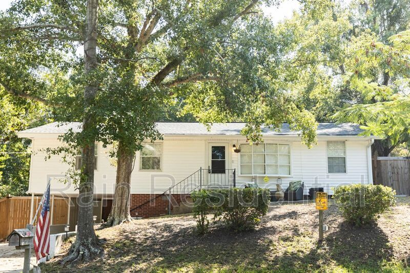 240 Blvd, Ocean Springs, MS 39564 House Rental in Ocean