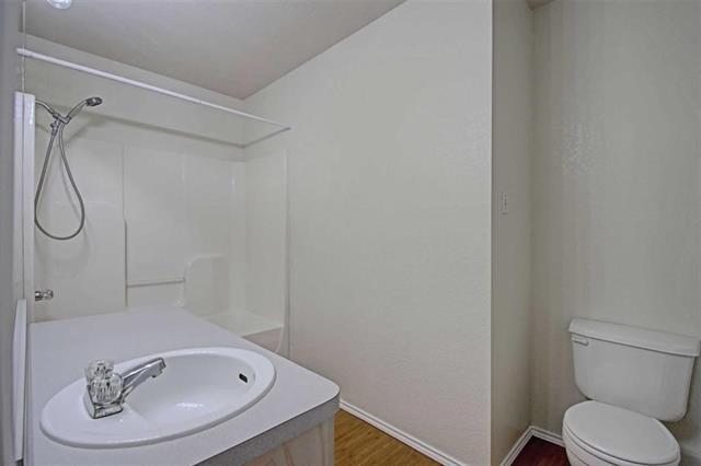 Foto del edificio - 1103 Lynnwood Dr