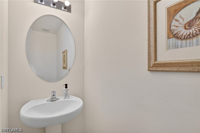 Foto del edificio - 15396 Wildflower Cir