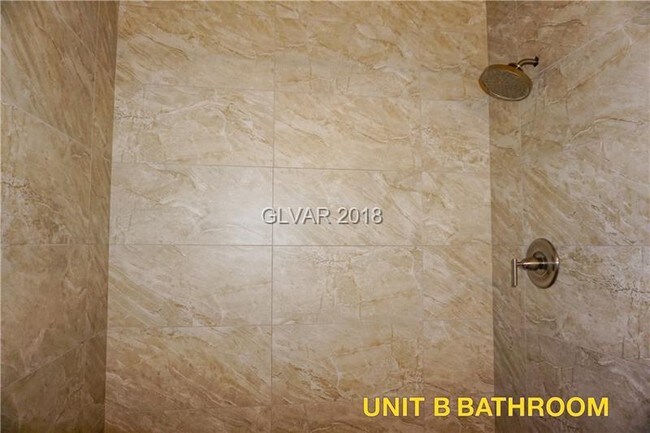 Foto del interior - 2051 Donna St