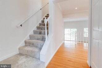 Building Photo - 6332 Teakwood Ct