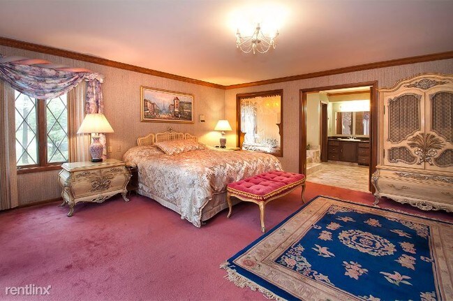 Foto del edificio - 5 br, 6 bath House - 1800 Chartley Rd