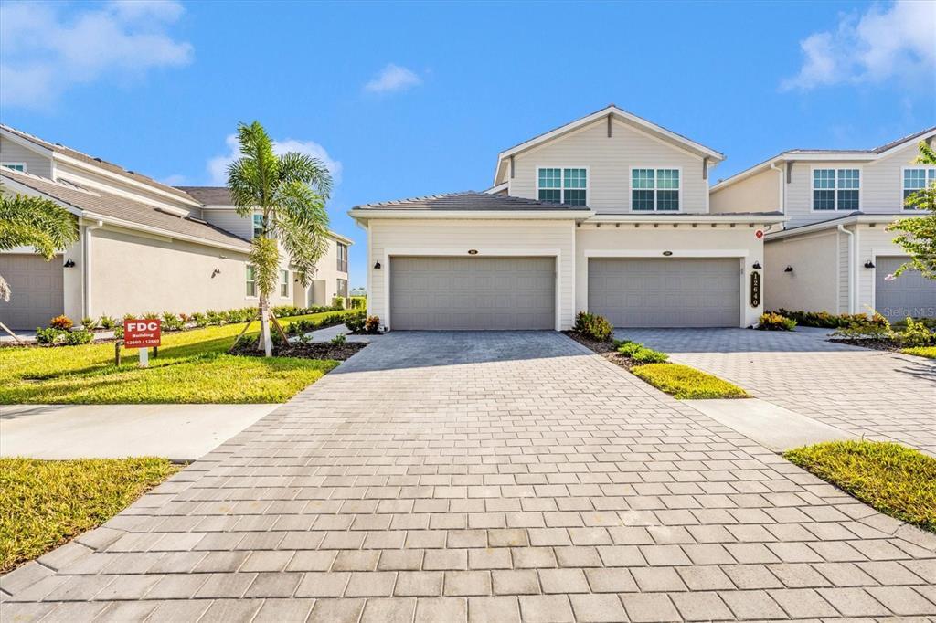 Primary Photo - 12640 Radiance Ct