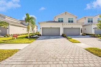 Building Photo - 12640 Radiance Ct