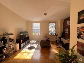 Building Photo - 13 Bowdoin St