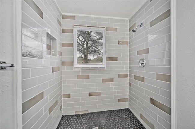 Foto del edificio - 2205 Sumpter St