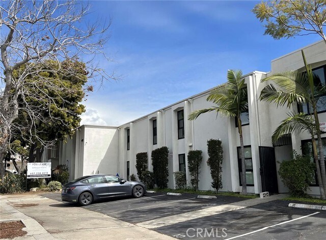 Building Photo - 6679 Linda Vista Rd