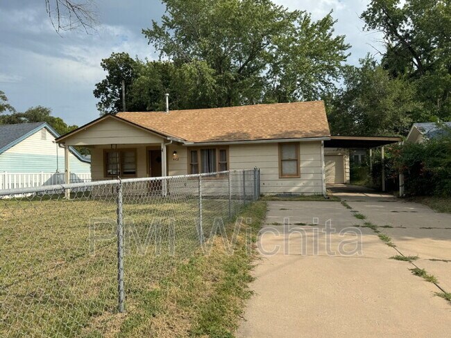 Foto del edificio - 4402 West 2nd St N