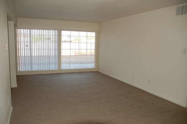 Building Photo - 4813 N 55th Ave