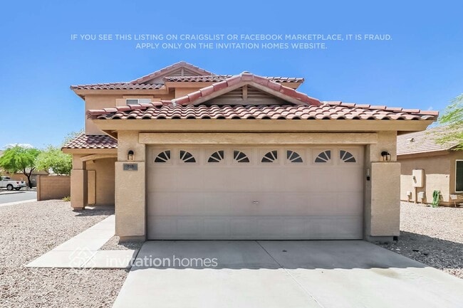 Building Photo - 718 S 223rd Dr