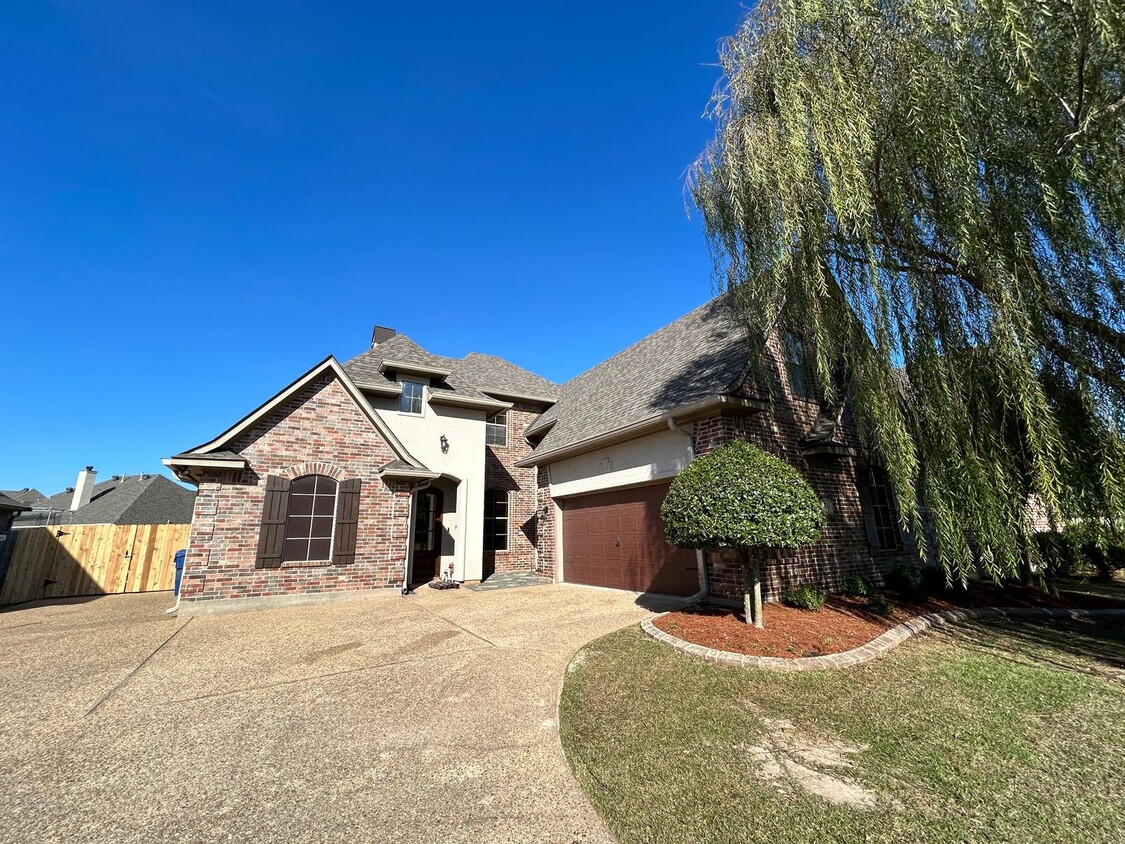 Foto principal - North-Bossier Beauty Perfect for a Family