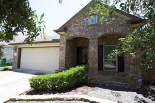 Building Photo - 20627 White Hyacinth Dr