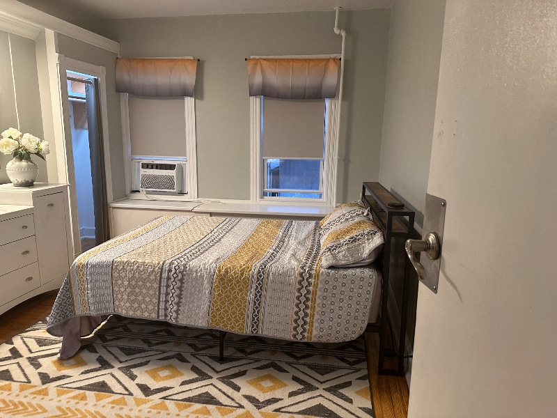 Primary Photo - 416 20th Ave