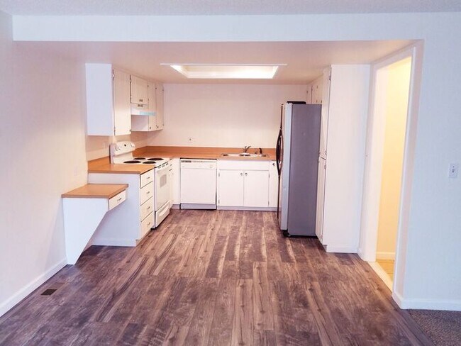 Foto del edificio - Very cute updated Duplex in South Hill Puy...