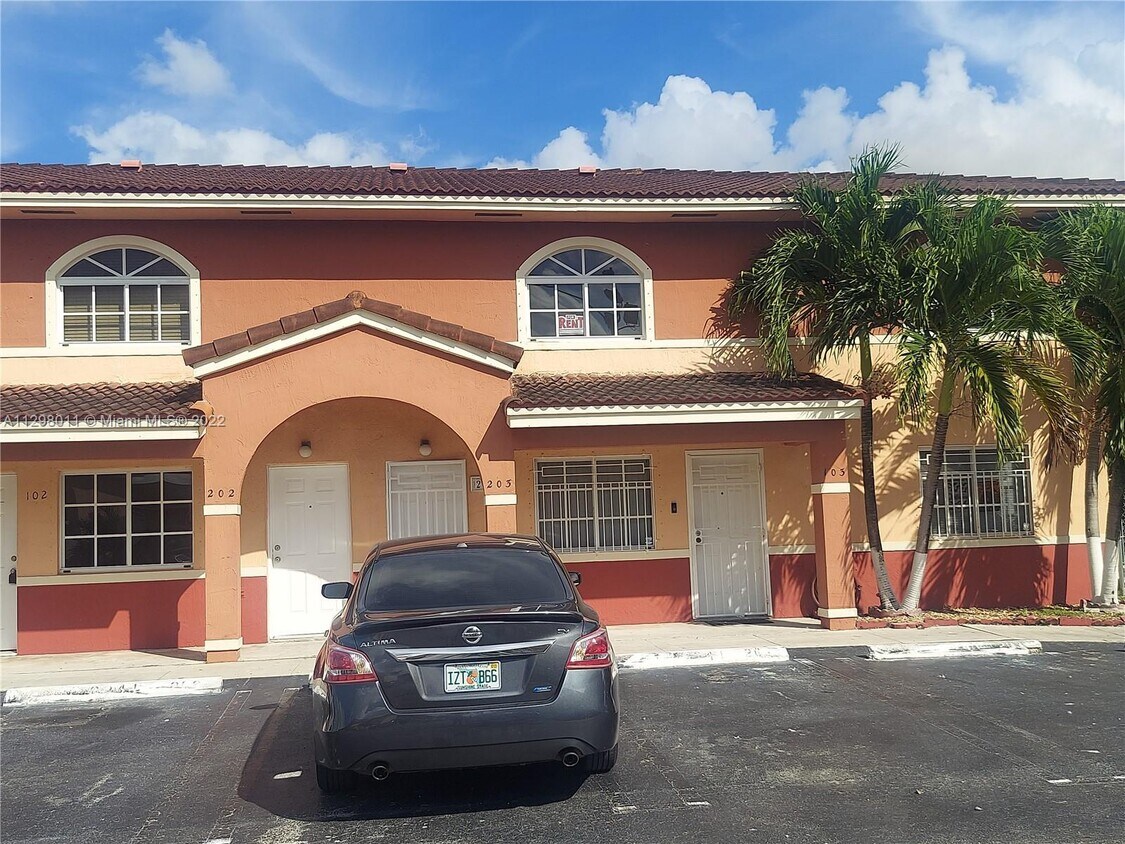 6941 W 36th Ave Unit 203, Hialeah, FL 33018 Condo for Rent in Hialeah, FL