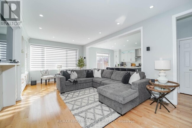 Photo du bâtiment - 1109 Baltic Ln