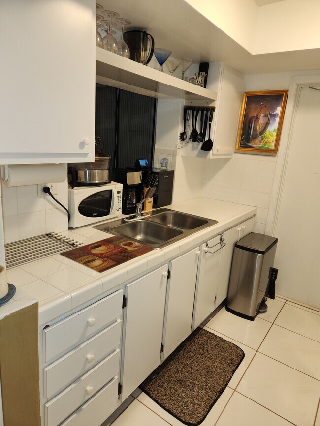 Foto del edificio - 6870 NW 29th Ct
