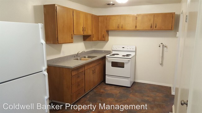Building Photo - 54 W 600 S