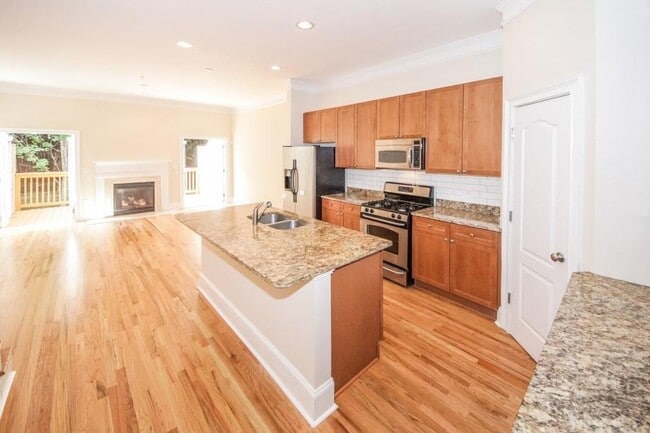 Building Photo - 1656 Mosaic Way
