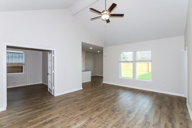 Building Photo - 404 San Miguel Crk Dr
