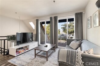 Building Photo - 801 S 2nd St