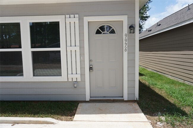 Foto del edificio - 9980 Calendar St